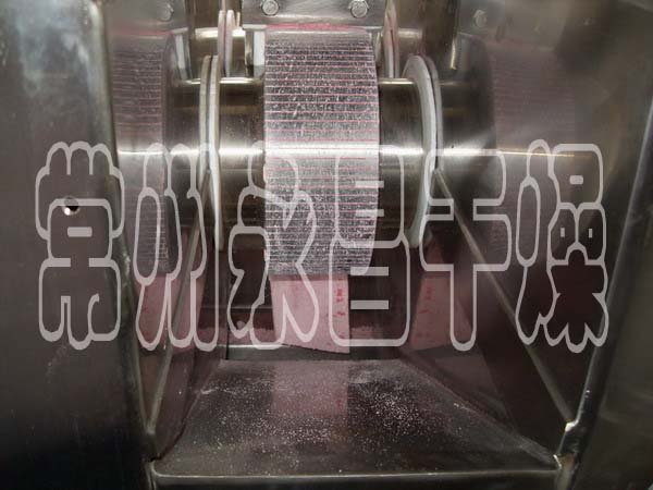 GZL系列干法辊压造粒机