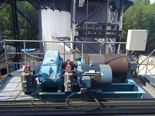 快速卷扬上料机