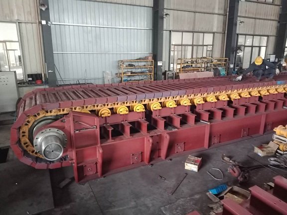 GBZ2400×13500重型板式给料机