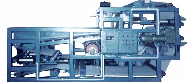 DY型压榨带式过滤机