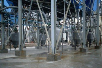 仓泵流化正压输送