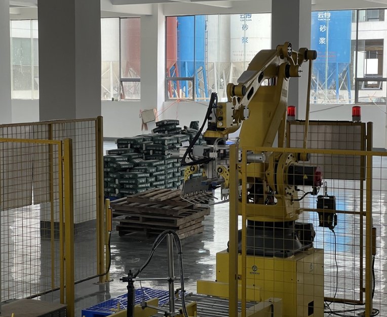 爬坡压包输送机