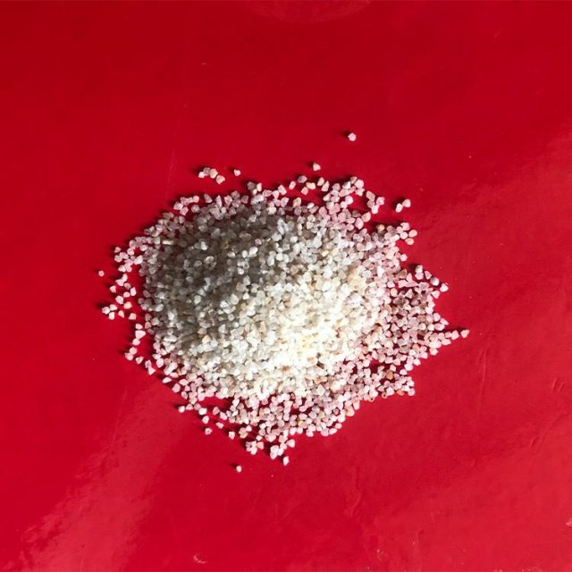 除锈喷砂石英砂