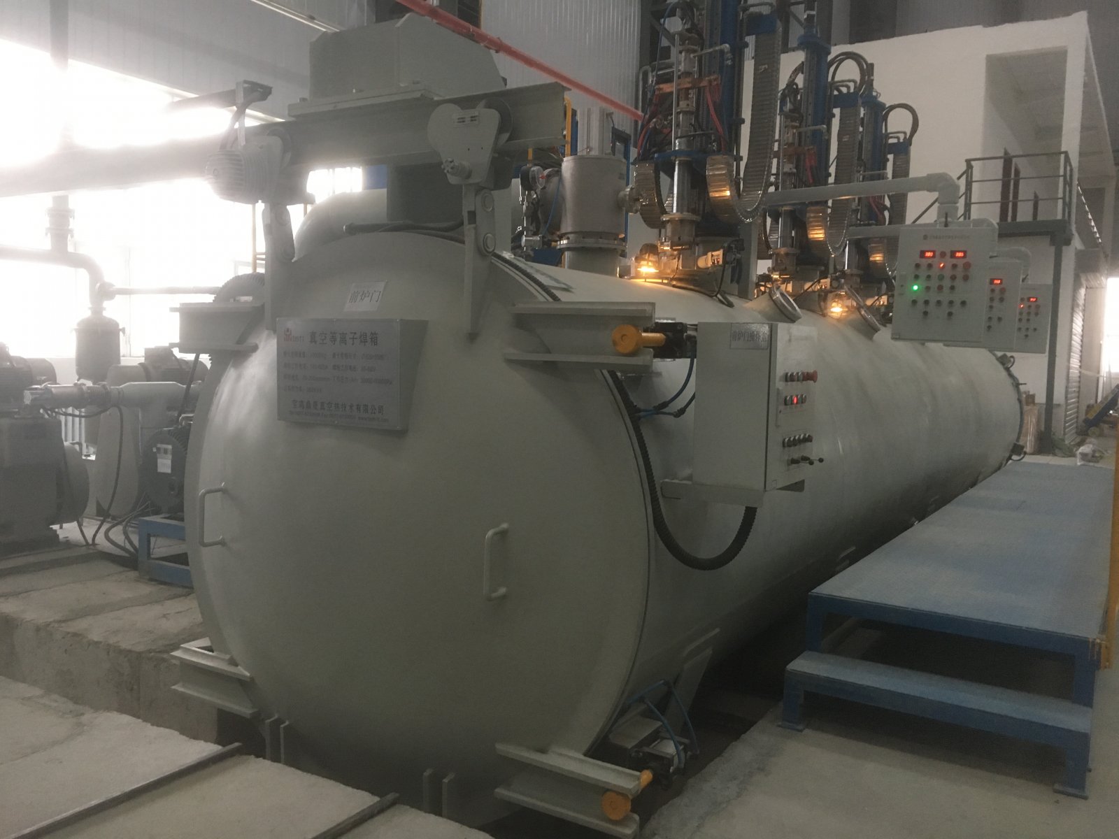 真空等离子焊箱