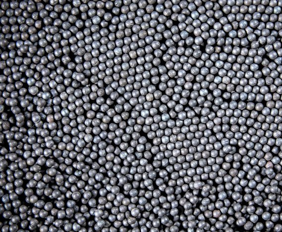 高低铬合金微球