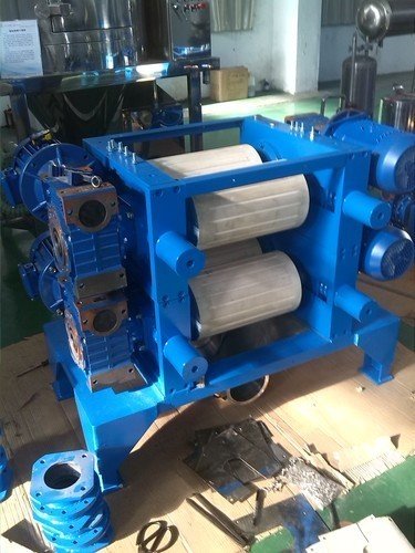 DG型全陶瓷辊式破碎机