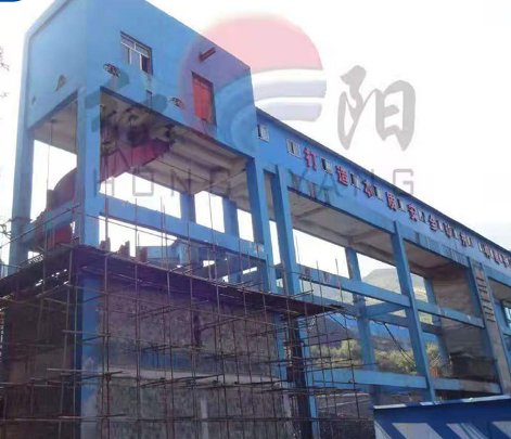 立柱式螺旋溜槽