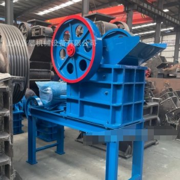 小型可移动颚式破碎机