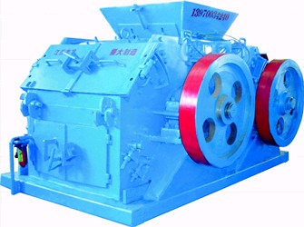 新型双锤粉碎机