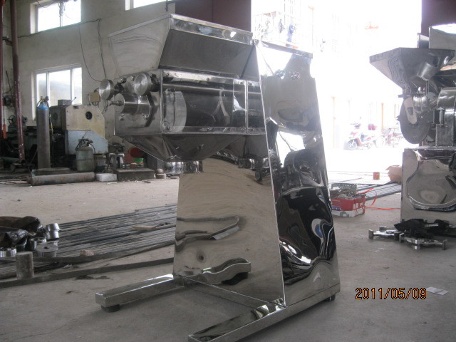 YK-100/160摇摆颗粒机