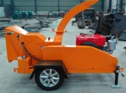 移动式树枝粉碎机