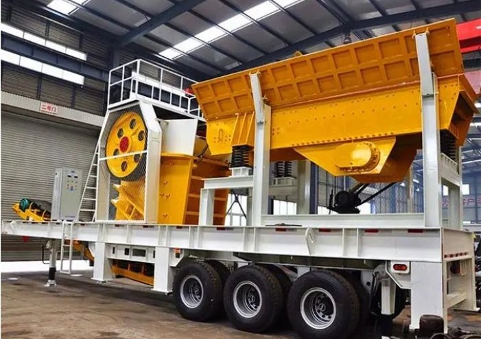 轮胎式移动破碎站