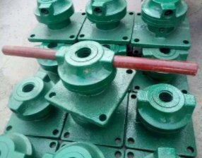 平推式螺杆启闭机