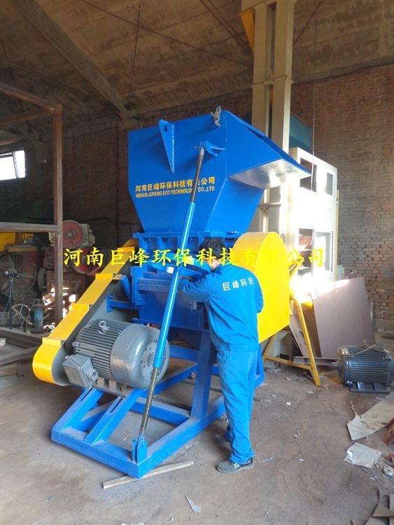 机头料破碎机，机头料粉碎机，仓板料破碎机