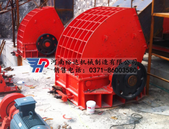 重型锤式破碎机
