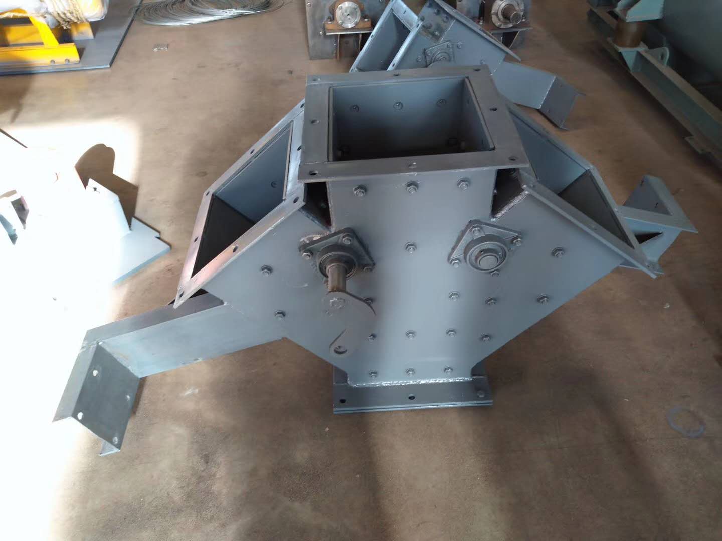 电液动三四通分料阀 气动三通分理器