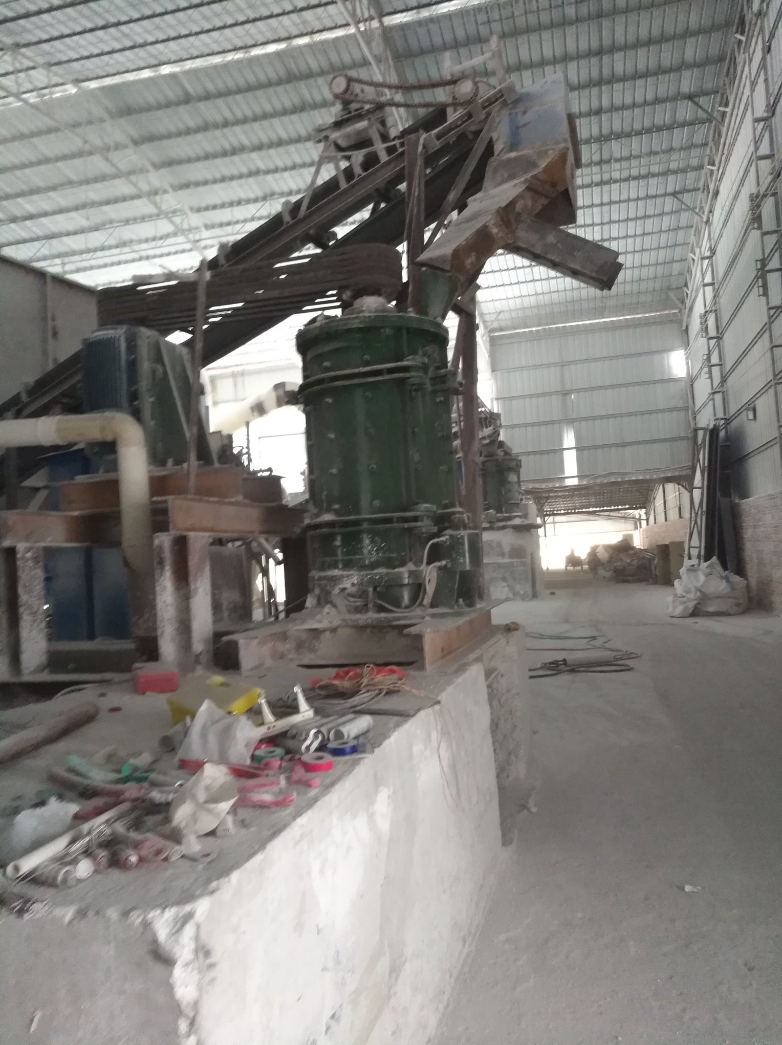 智能甩锤磨粉体机