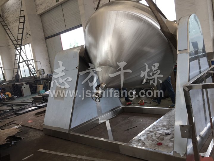 SZG系列双锥回转真空干燥机