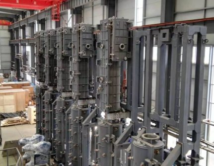 半连续真空烧结炉