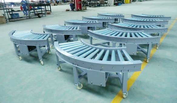 转弯滚筒输送机1