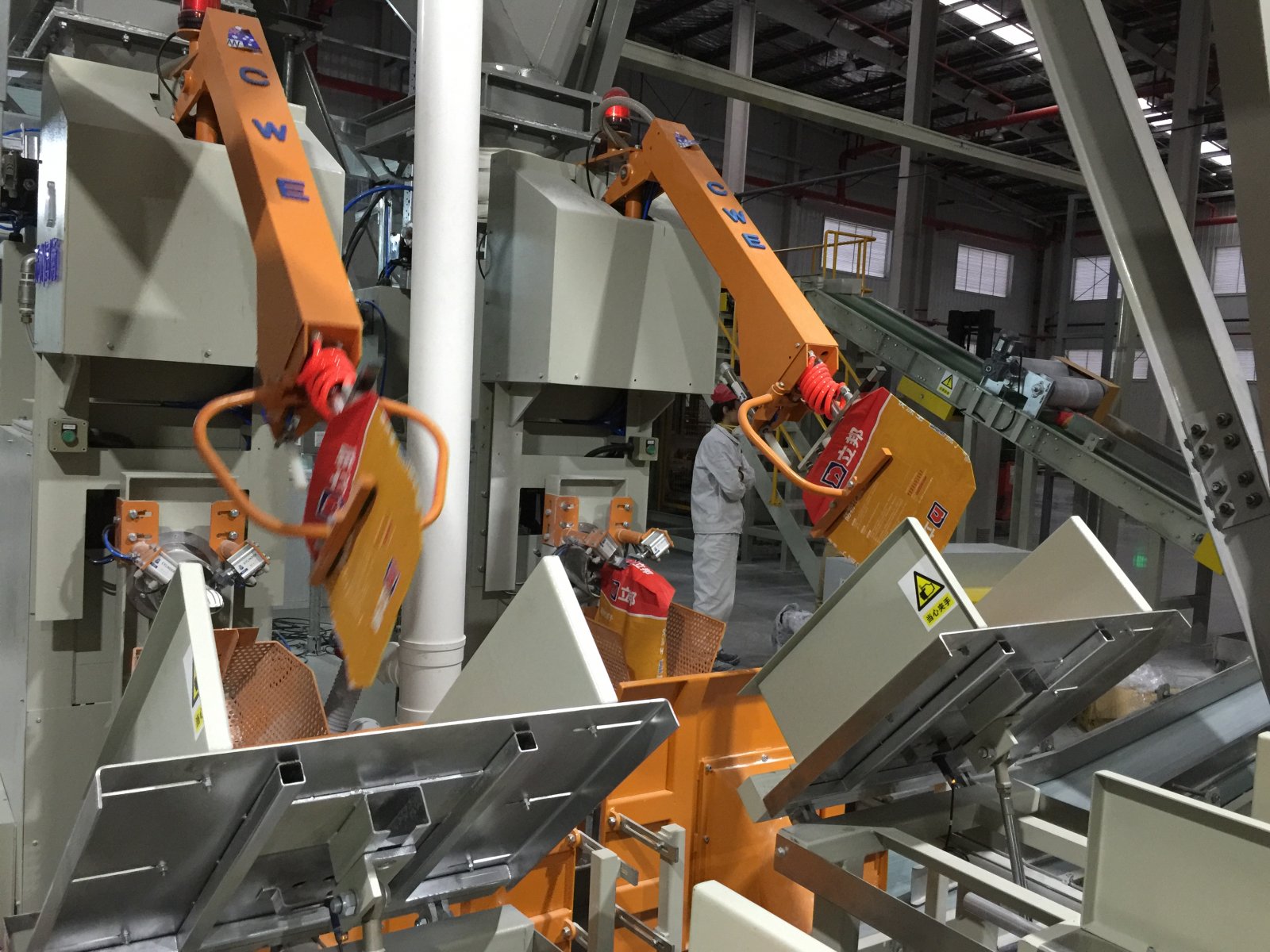 全自动套袋阀口包装机