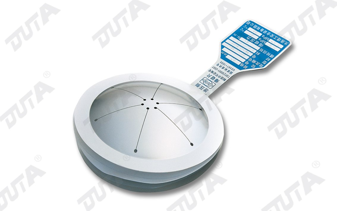 正拱开缝型爆破片