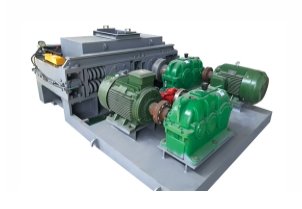 对辊破碎机（手动液压型）