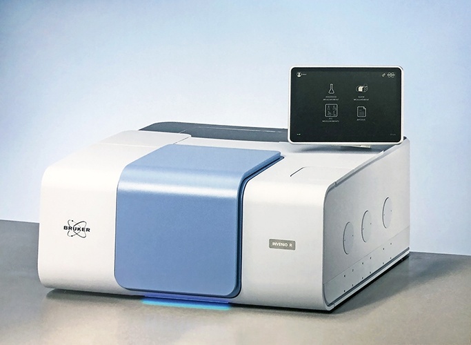 新型直观式研究级傅立叶变换红外（FTIR）光谱仪