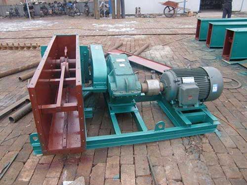 Fu型链式输送机