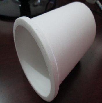 乳白石英坩埚炼宝石