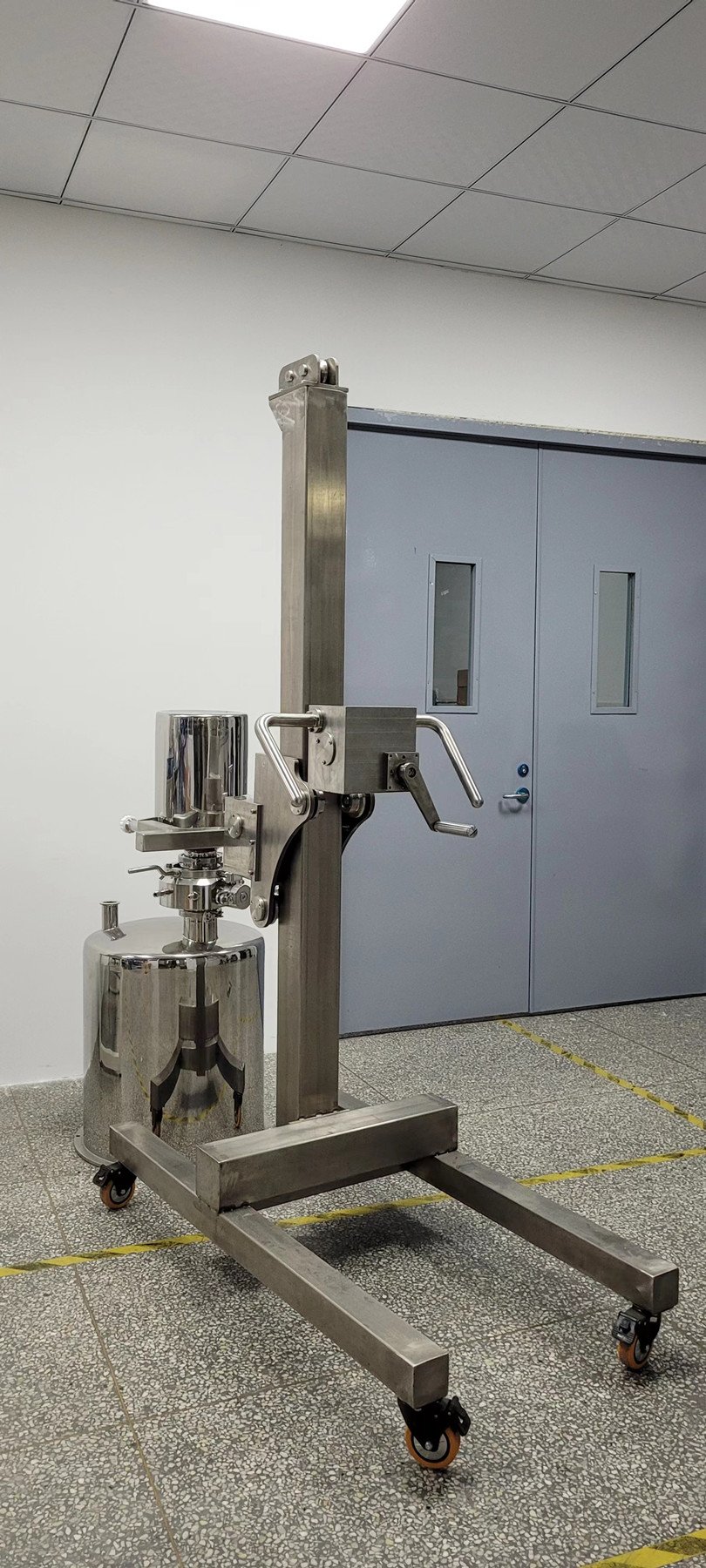 多功能物料转运车