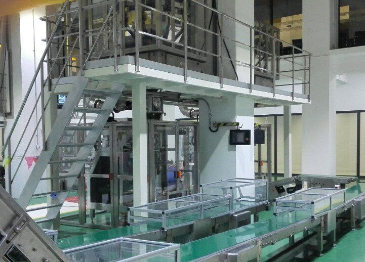 奥妙立白洗衣粉大袋编织袋包装机组