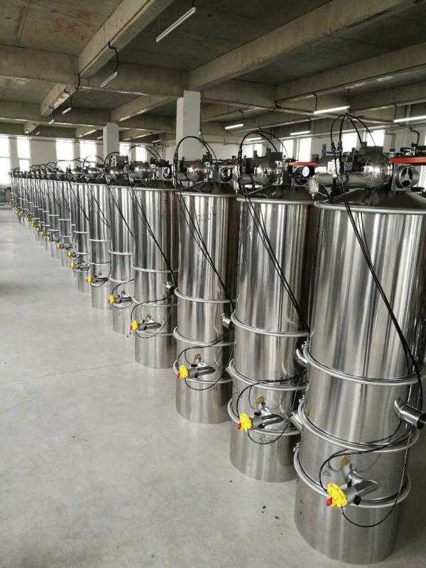 真空粉体吸料机