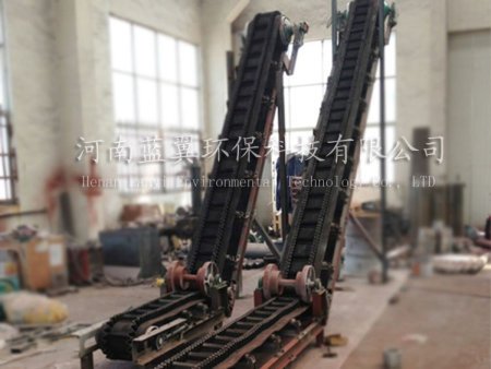 大倾角皮带输送机