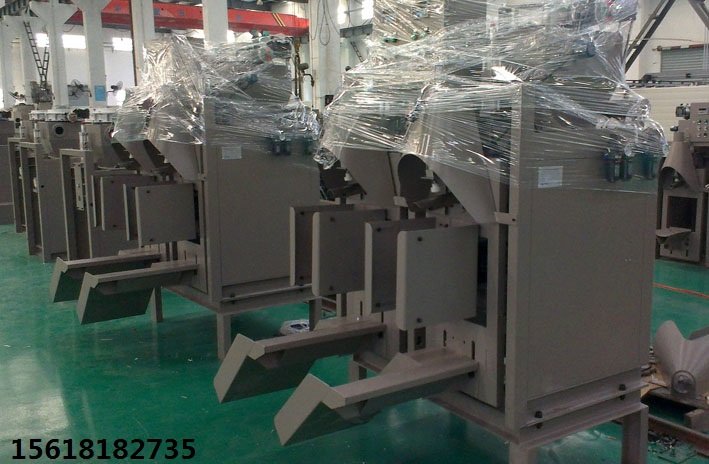 自动推袋阀口包装机，干粉砂浆包装机