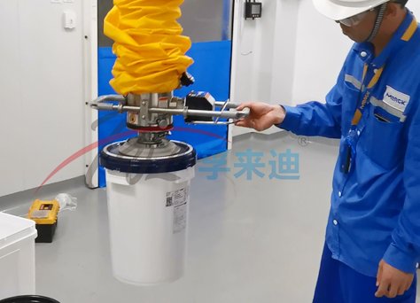 橡胶块、桶类吸吊机