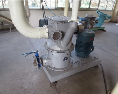 DRW立式超微粉碎机