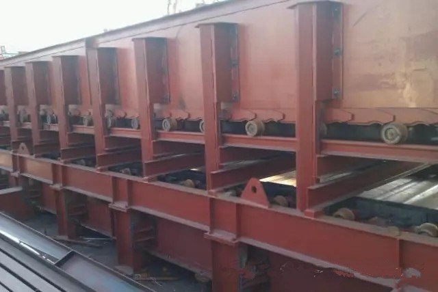 板式给料机主要配件