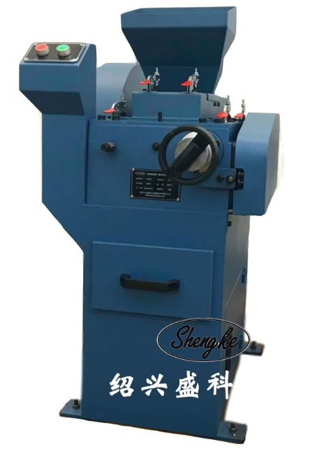 SKφ250×125 对辊破碎机