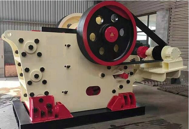 PVC颚式破碎机