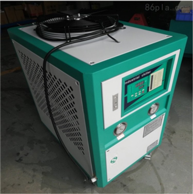 超低温冻水机