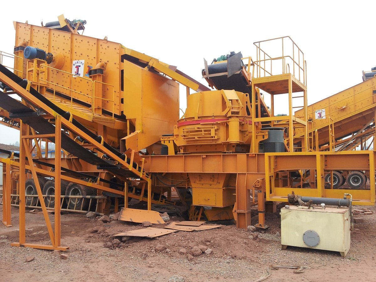 ZP系列轮胎式移动破碎站