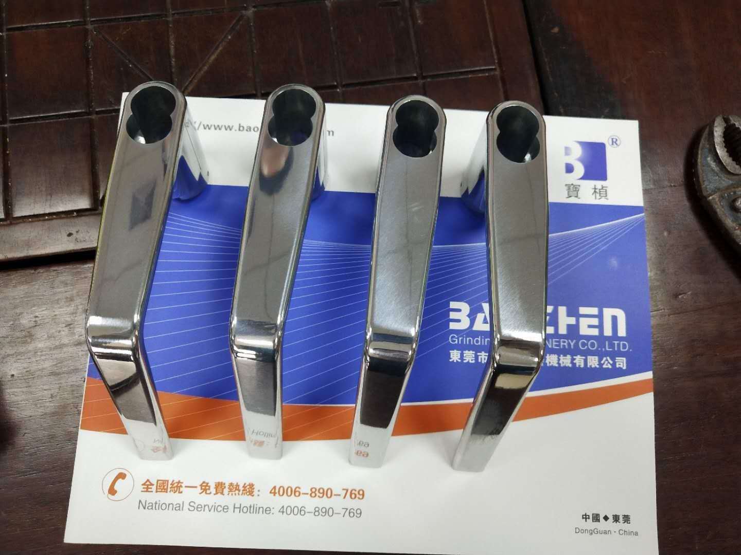 湖北省把手干式溜光机设备/拉手环保型滚桶溜光机