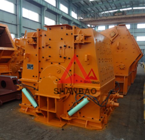 可逆无蓖条锤式破碎机