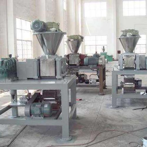 GZL系列干法辗压造粒机