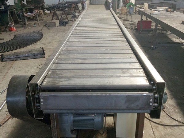 直行链板输送机