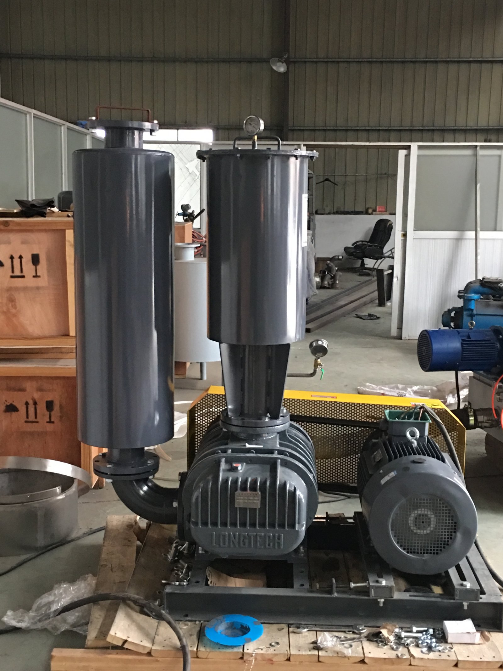 龙铁三叶鲁氏风机200