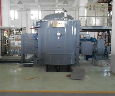 周期式真空感应熔炼炉