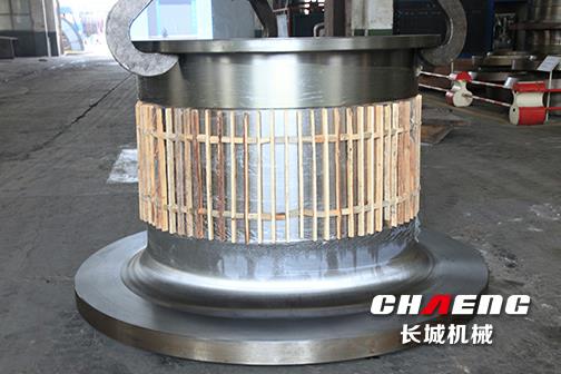 球磨机端盖如何控制热处理变形