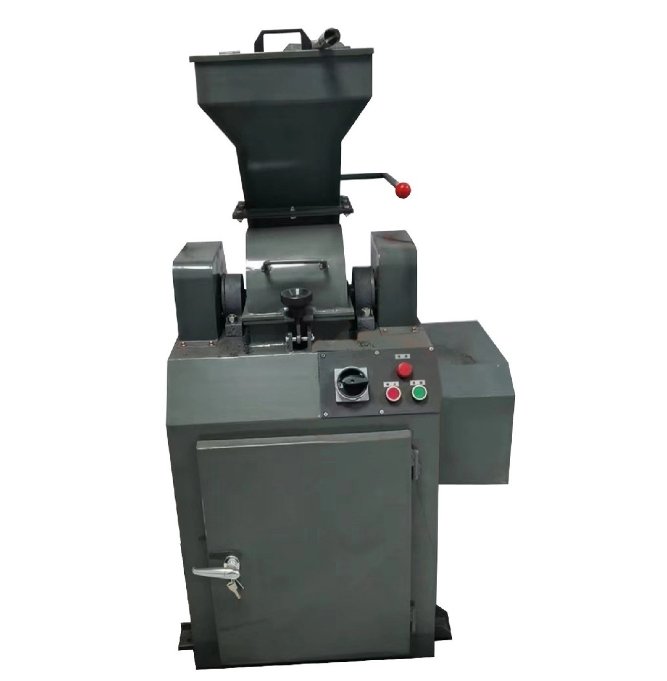 SE-180*150密封锤式破碎缩分机